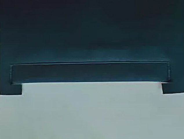 Üç taraflı dikiş (üst) Üç taraflı dikiş (üst)